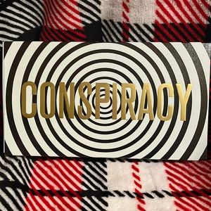 Jeffree Star X Shane Dawson 🖤Conspiracy eyeshadow pallet 🖤